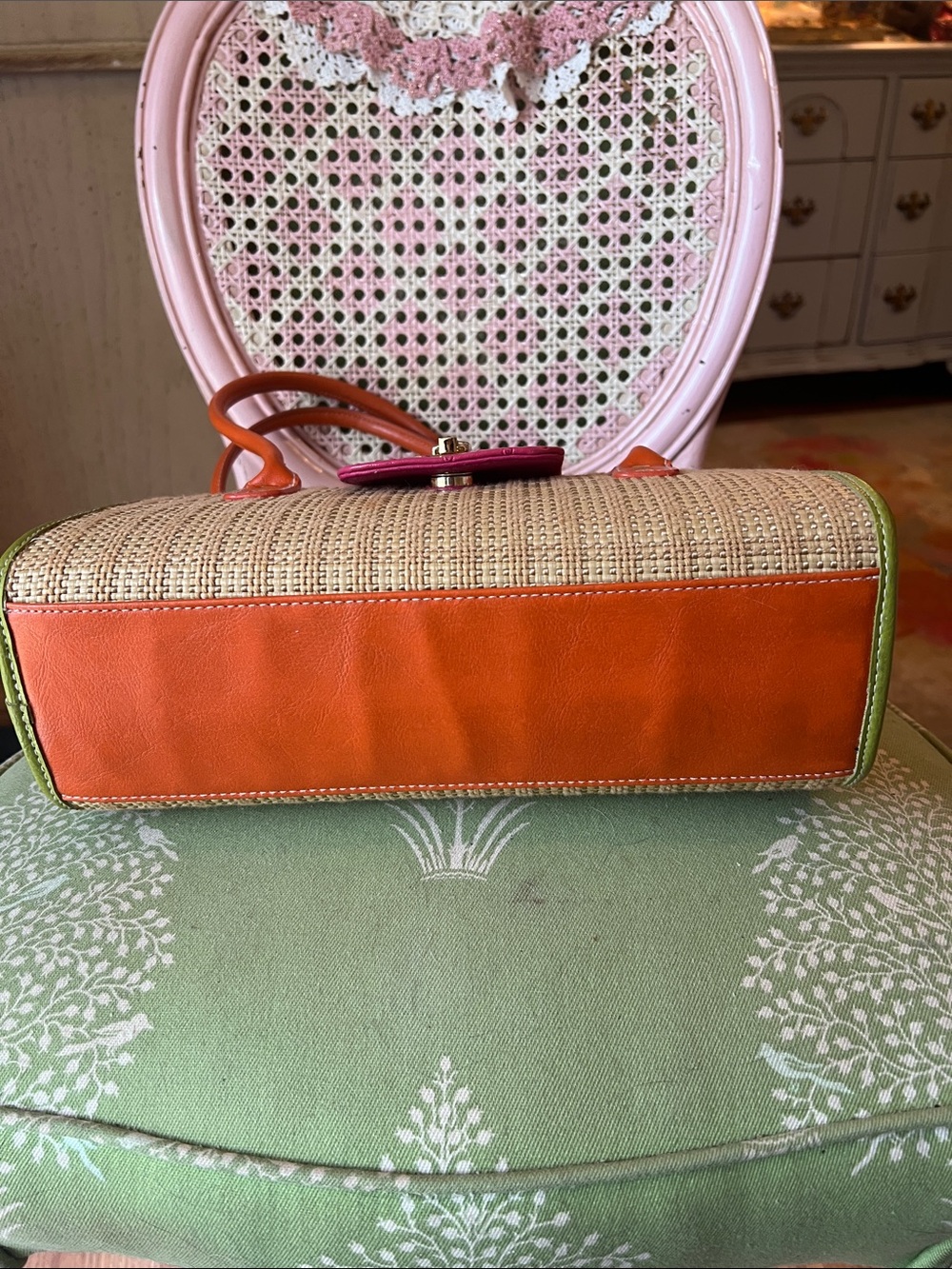 Handbag - Picture 3 of 4